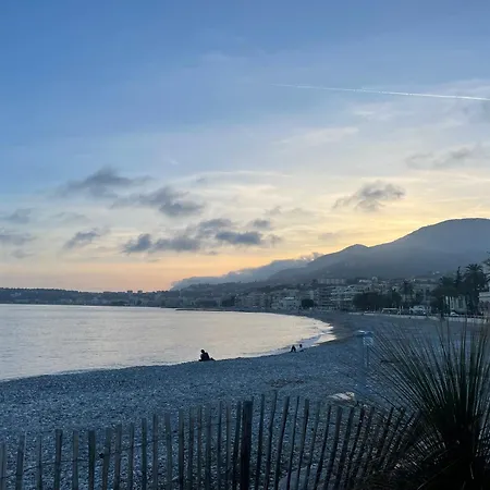 Logis Dore Apartment