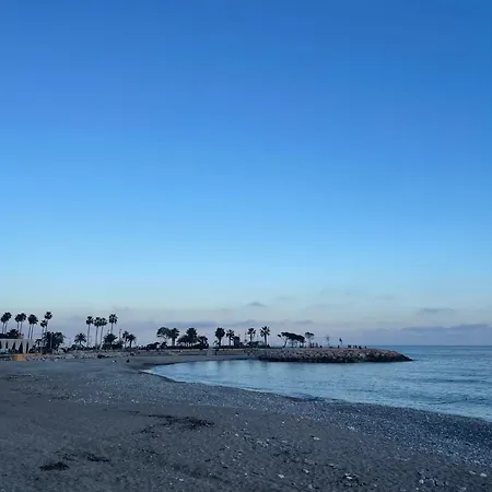 شقة Logis Dore مينتون