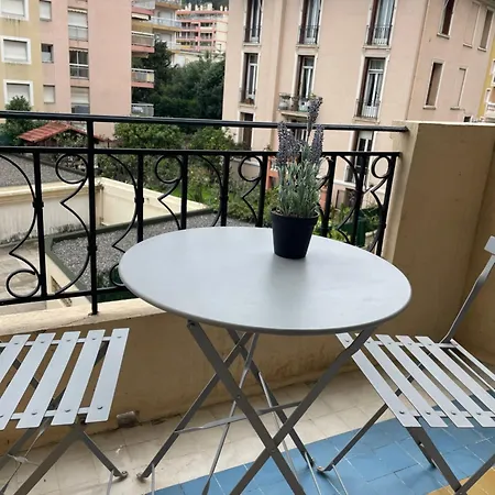 Logis Dore * Menton