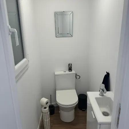 Logis Dore * مينتون